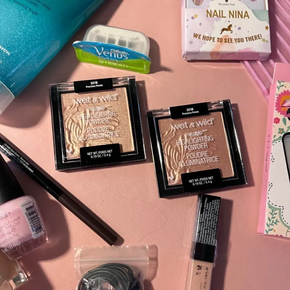 Make-Up Lot 15pc. NEW